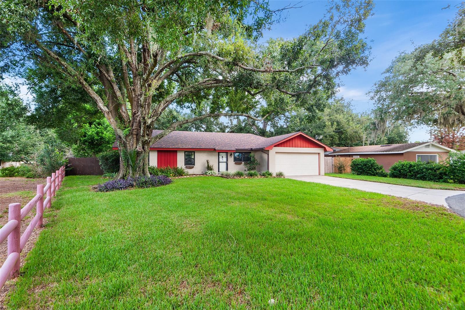 Photo of 216 SHORE LOOP WINTER HAVEN FL 33884