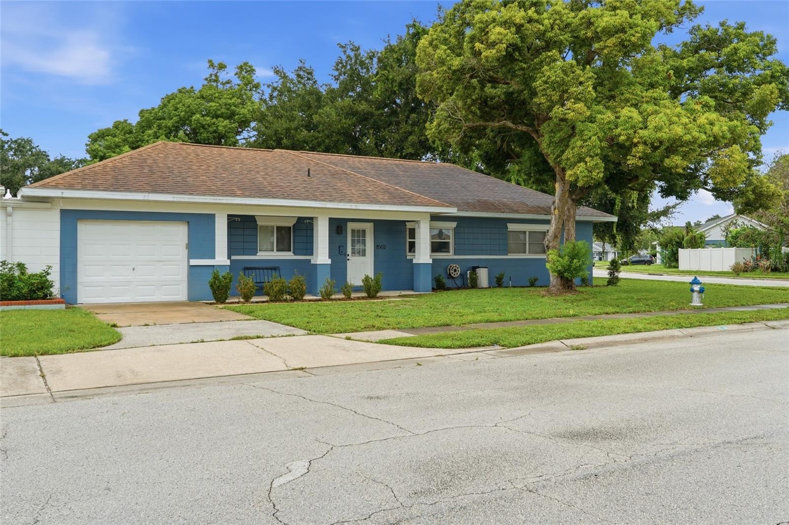 Photo of 8502 OAK BLUFF DRIVE ORLANDO FL 32827