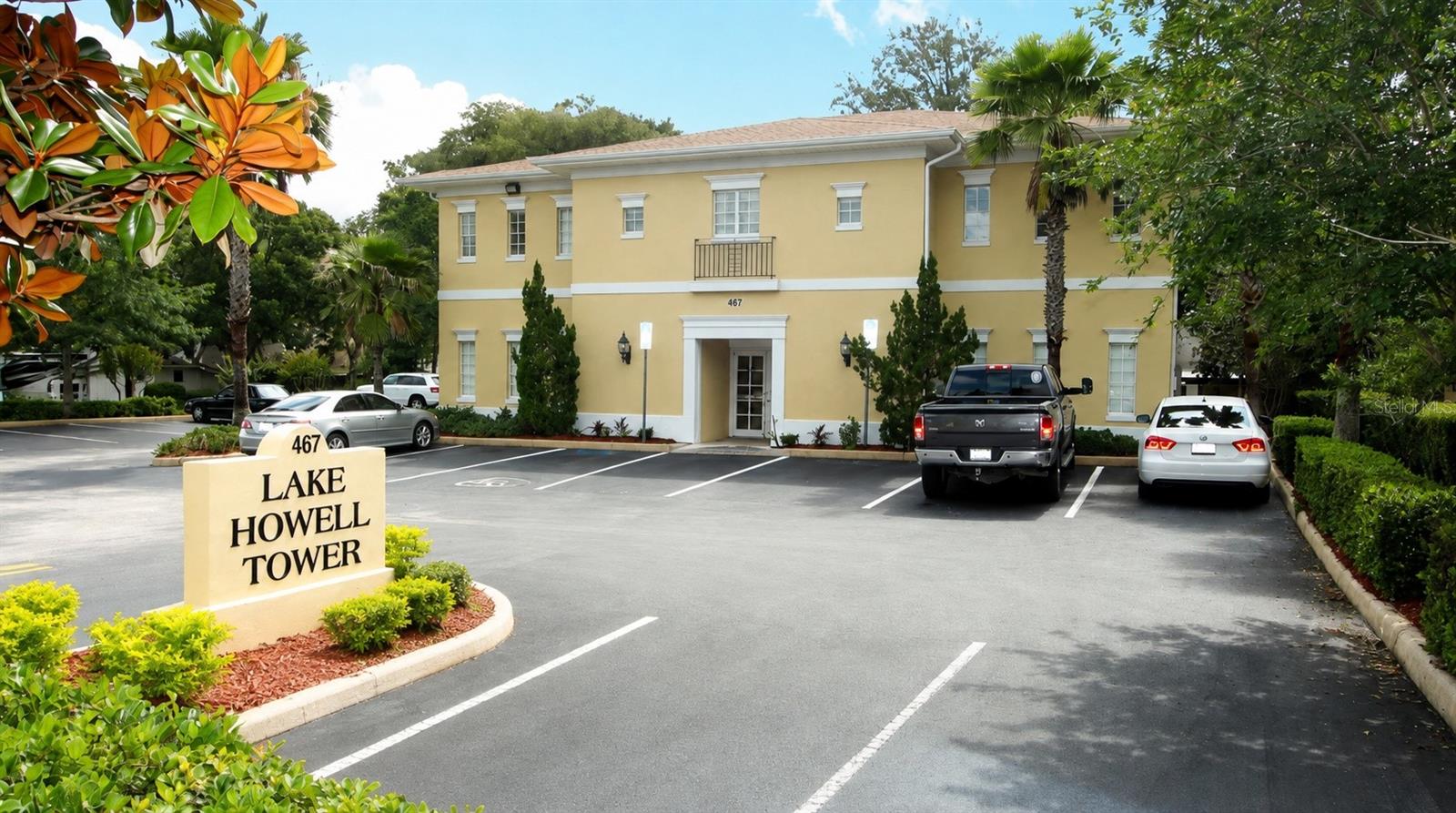 Photo of 467 LAKE HOWELL ROAD #104 MAITLAND FL 32751