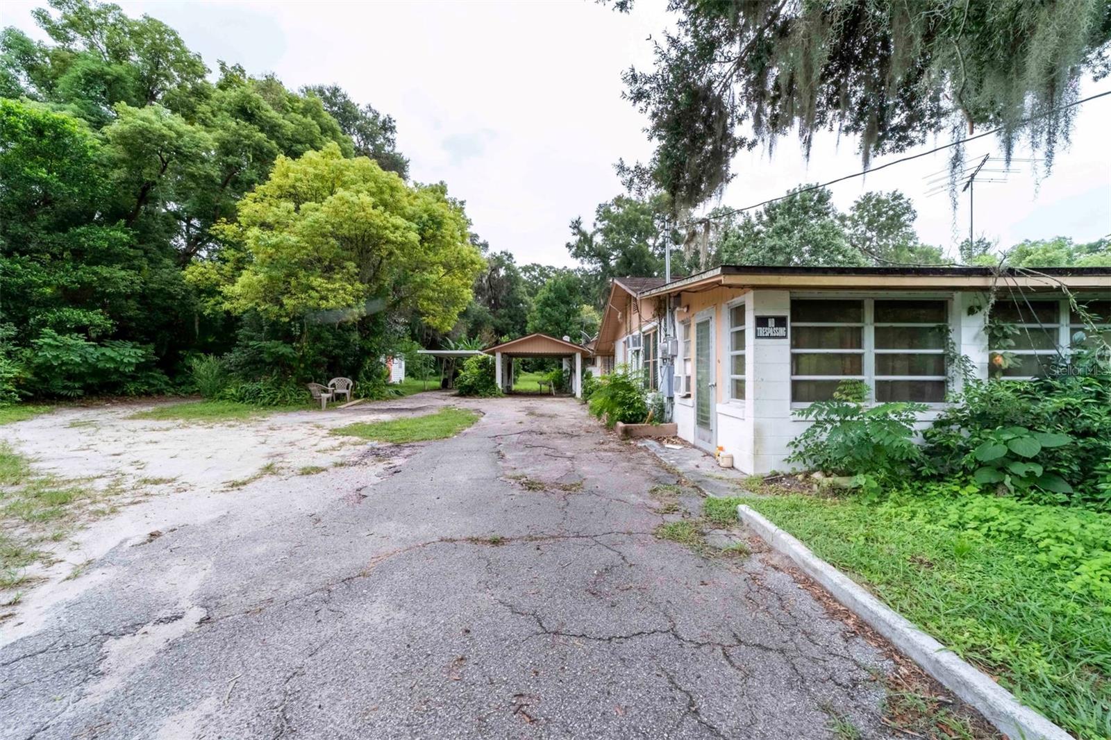 Photo of 2076 OLD NEW YORK AVENUE DELAND FL 32720