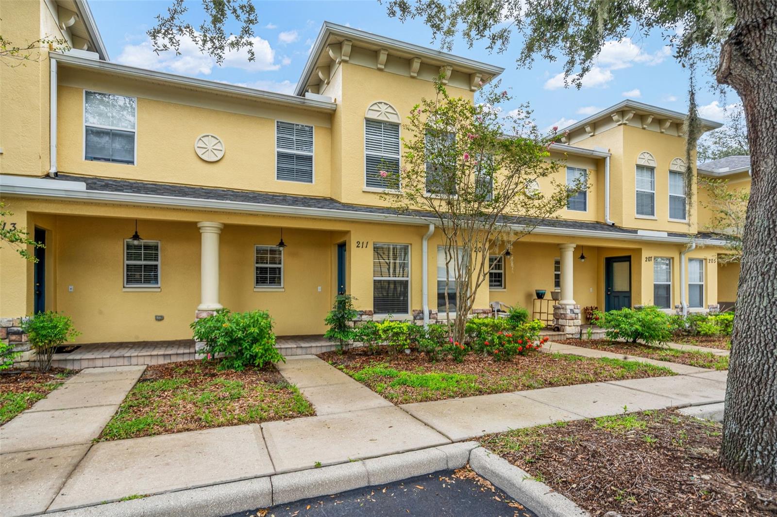 Photo of 211 PENMARK STONE PLACE VALRICO FL 33594