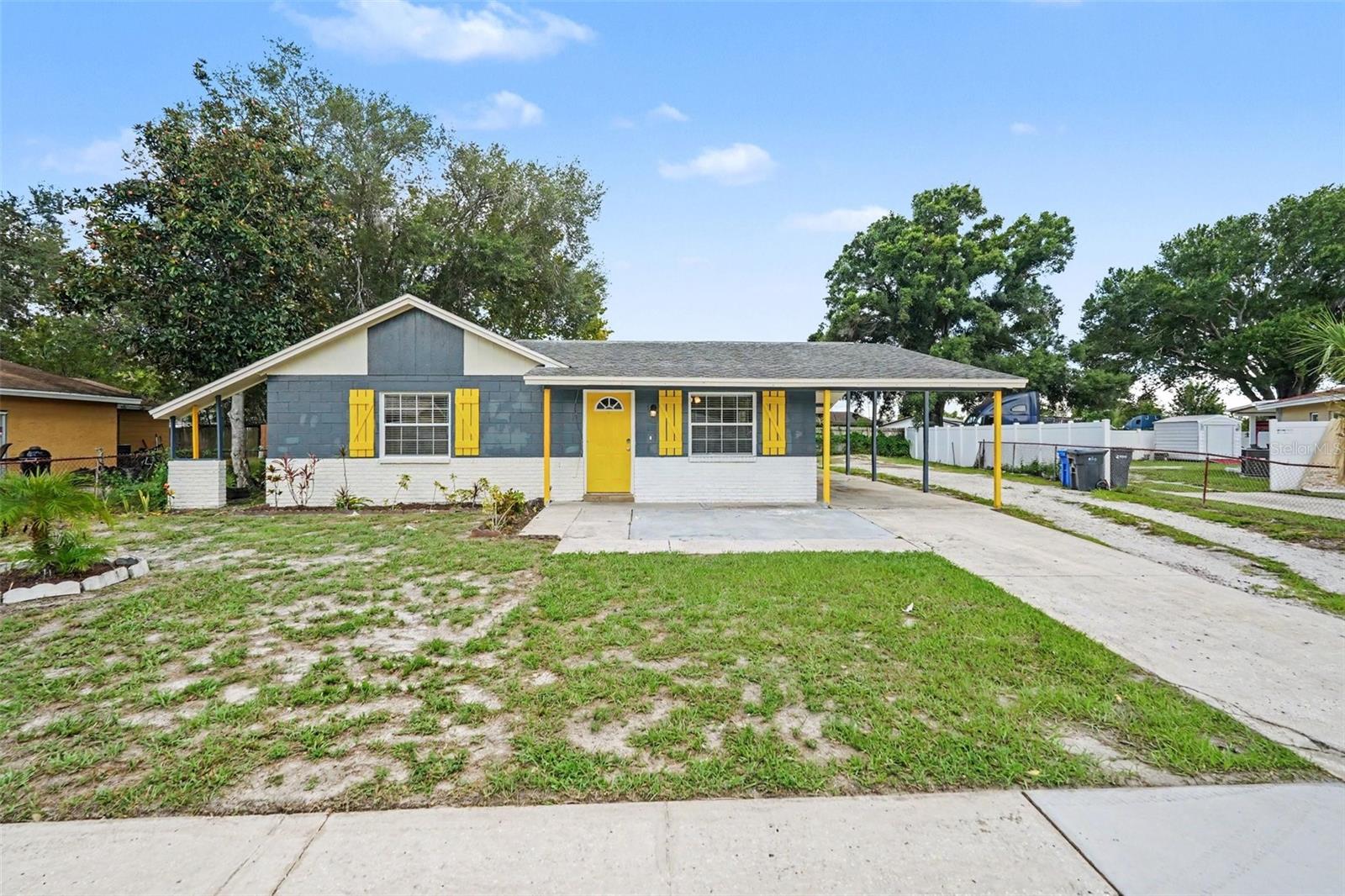 Photo of 8503 FISH LAKE ROAD TAMPA FL 33619