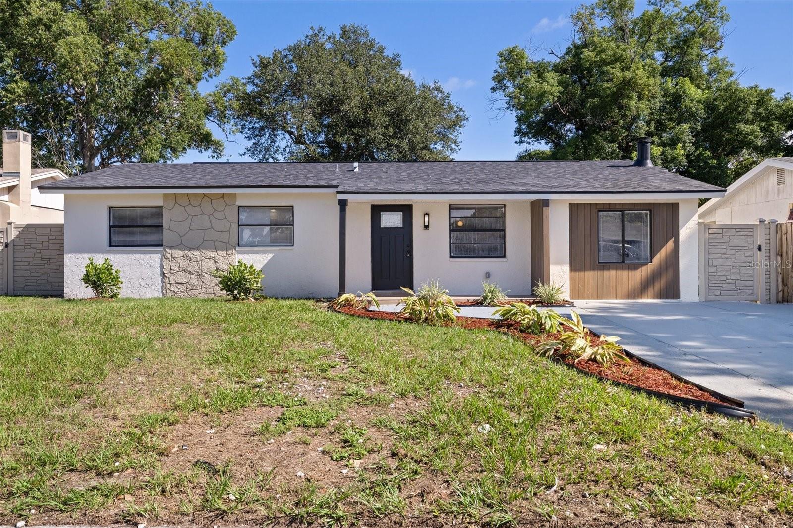 Photo of 8231 82ND AVENUE SEMINOLE FL 33777