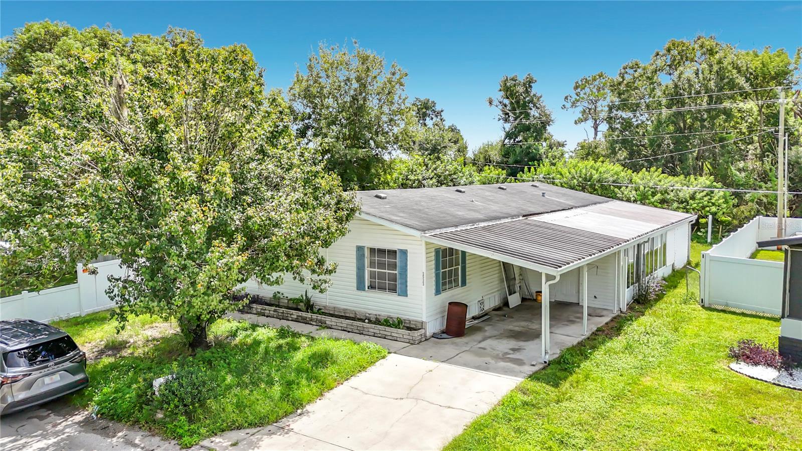 Photo of 3533 LAZY LAKE DRIVE LAKELAND FL 33801