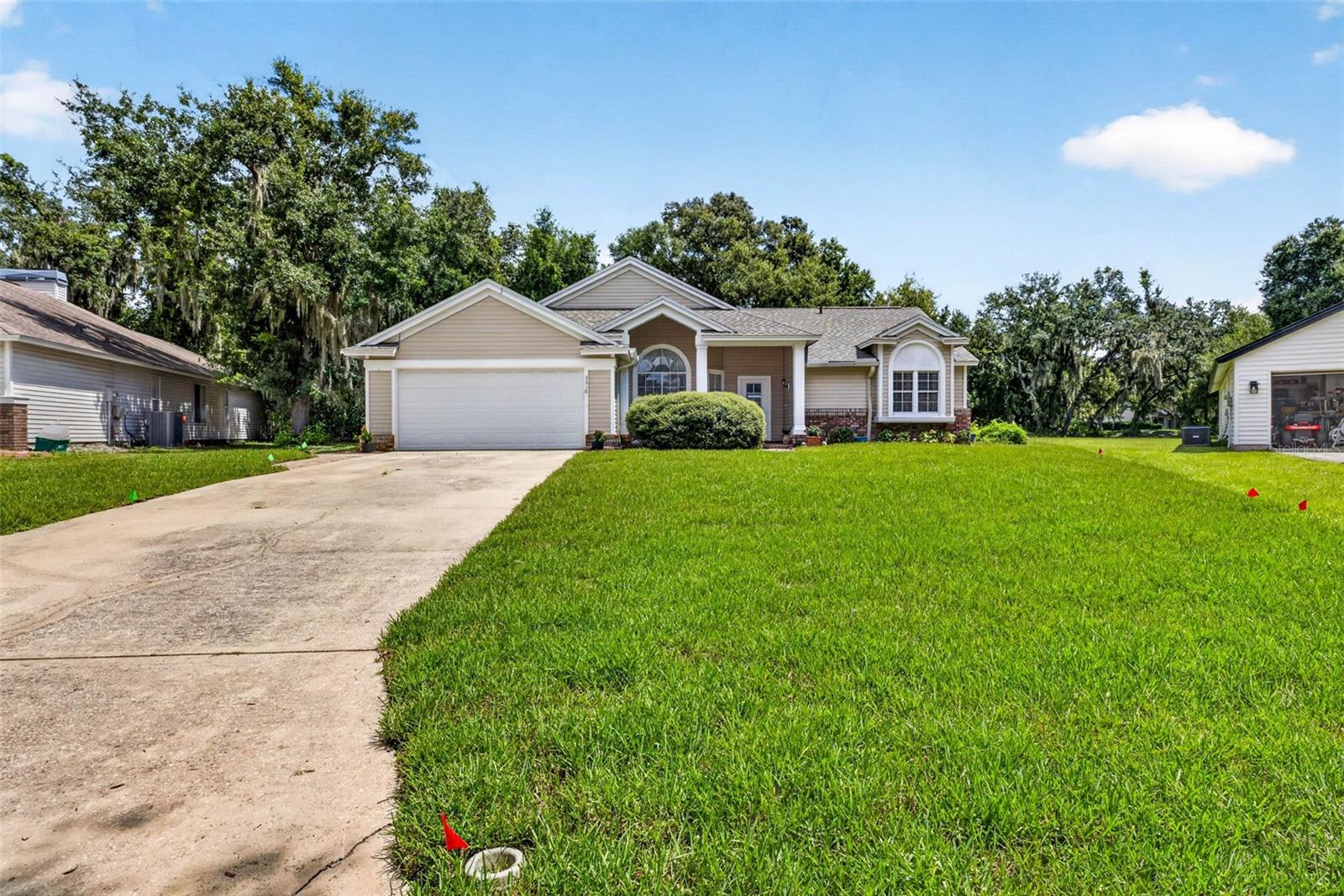 Photo of 3318 SILVERPOND DRIVE PLANT CITY FL 33566