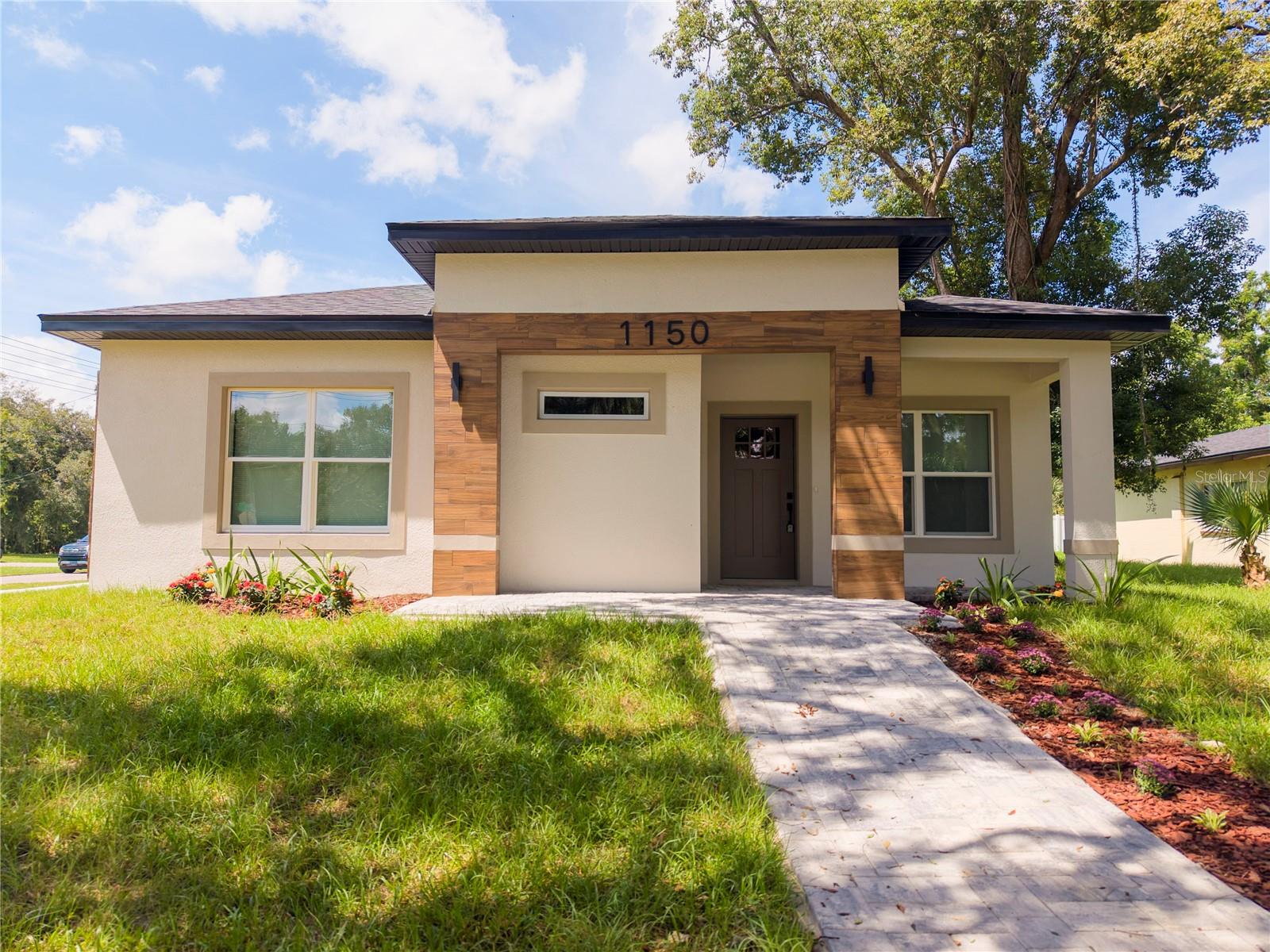 Photo of 1150 S CENTRAL AVENUE APOPKA FL 32703