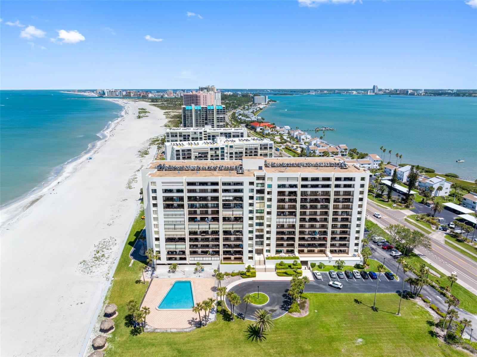 Photo of 1460 GULF BOULEVARD #702 CLEARWATER BEACH FL 33767