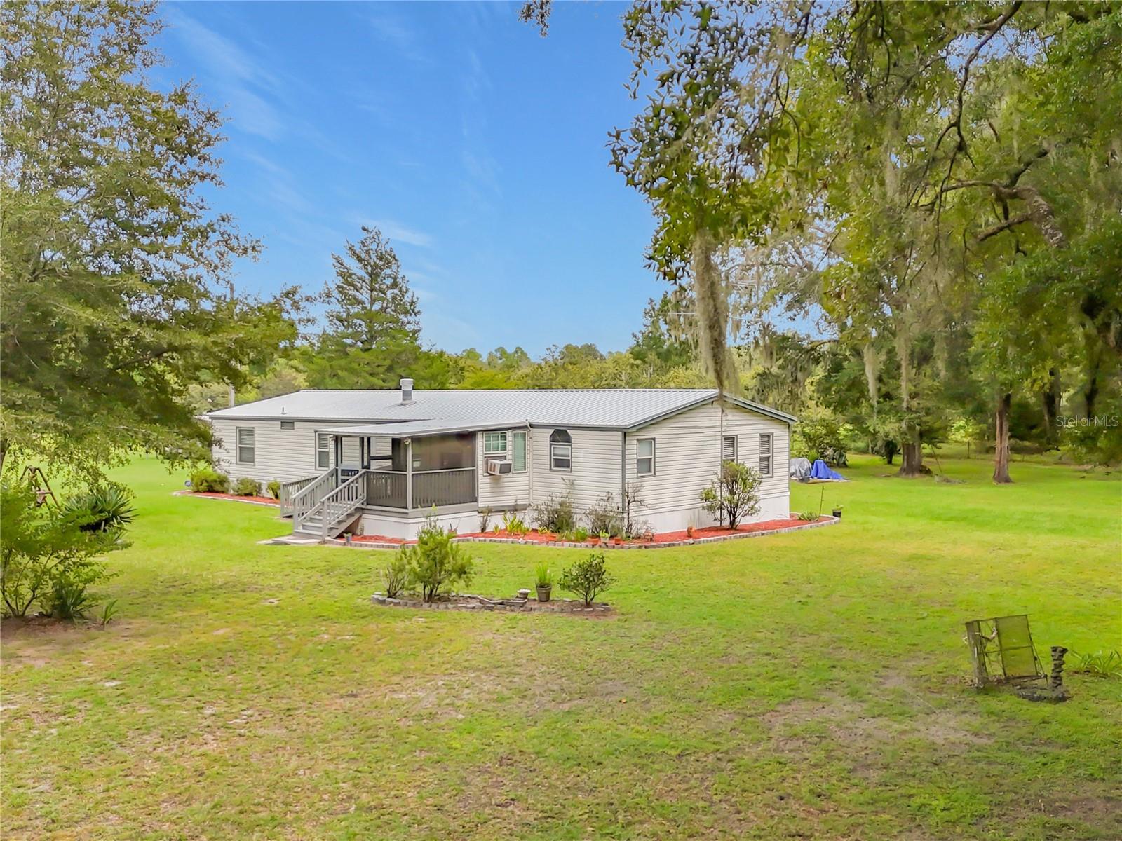Photo of 8313 NW COUNTY ROAD 235 ALACHUA FL 32615