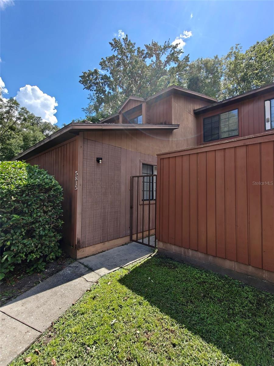 Photo of 5815 SW 9TH PLACE GAINESVILLE FL 32607