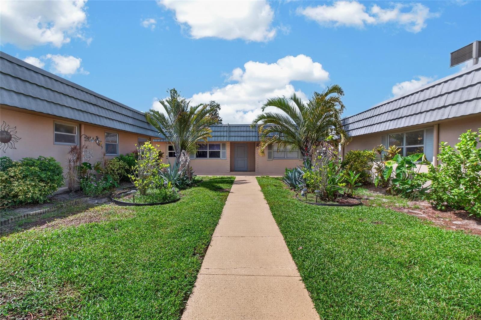 Photo of 1802 BEDFORD TERRACE #180 SUN CITY CENTER FL 33573