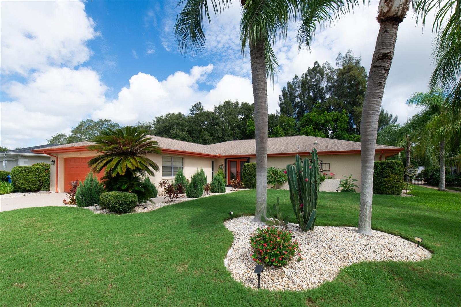 Photo of 207 AMESBURY CIRCLE SUN CITY CENTER FL 33573