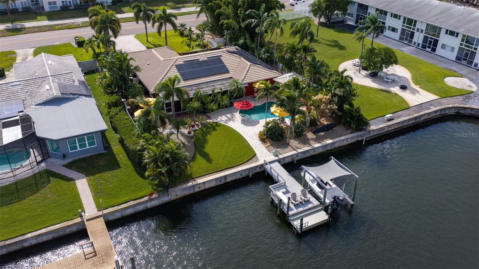 Photo of 4501 37TH STREET ST PETERSBURG FL 33711