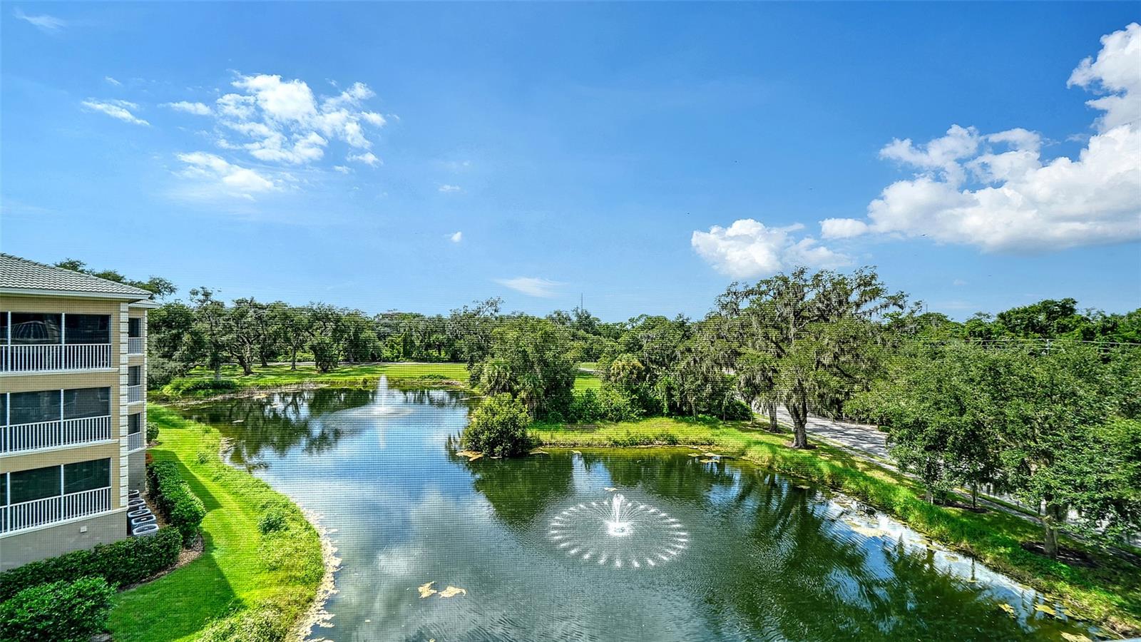 Photo of 5122 MANORWOOD DRIVE #4B SARASOTA FL 34235