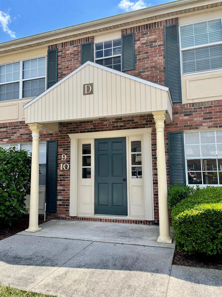 Photo of 1920 E EDGEWOOD DRIVE #D11 LAKELAND FL 33803