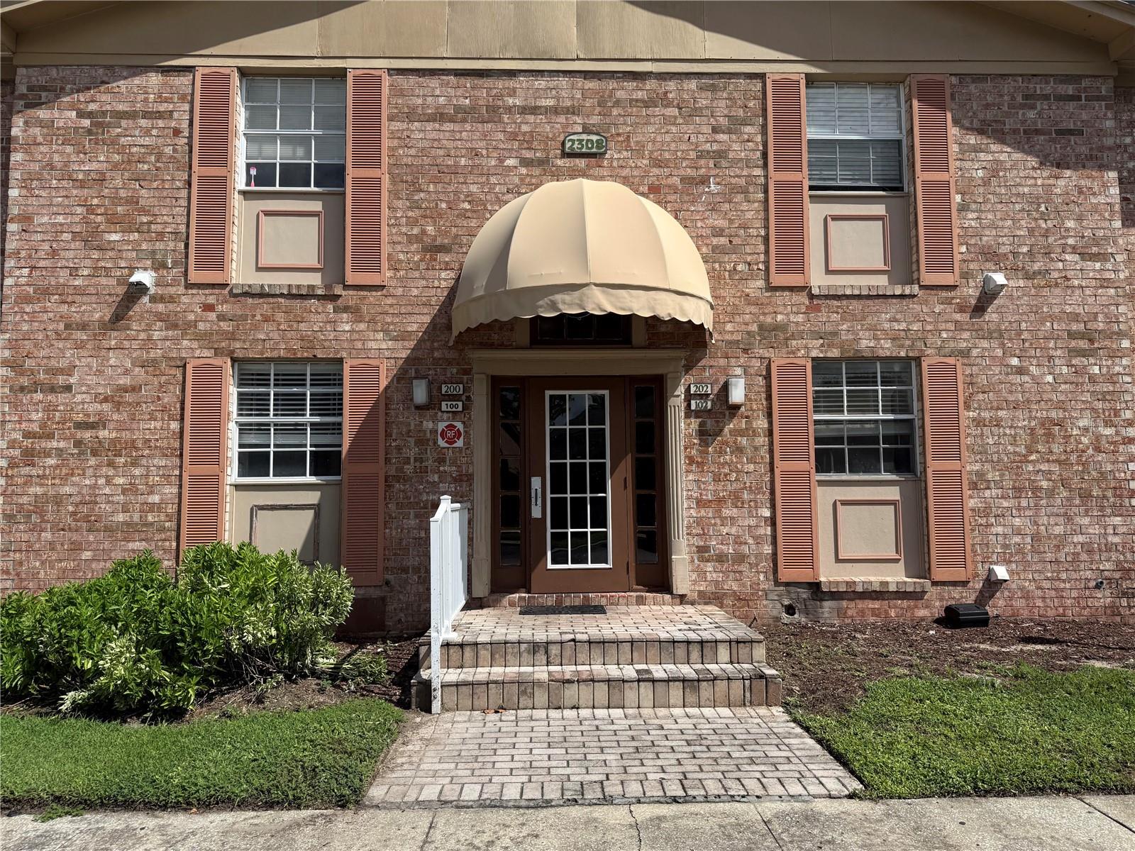 Photo of 2308 HAYWOOD COURT #100 MAITLAND FL 32751