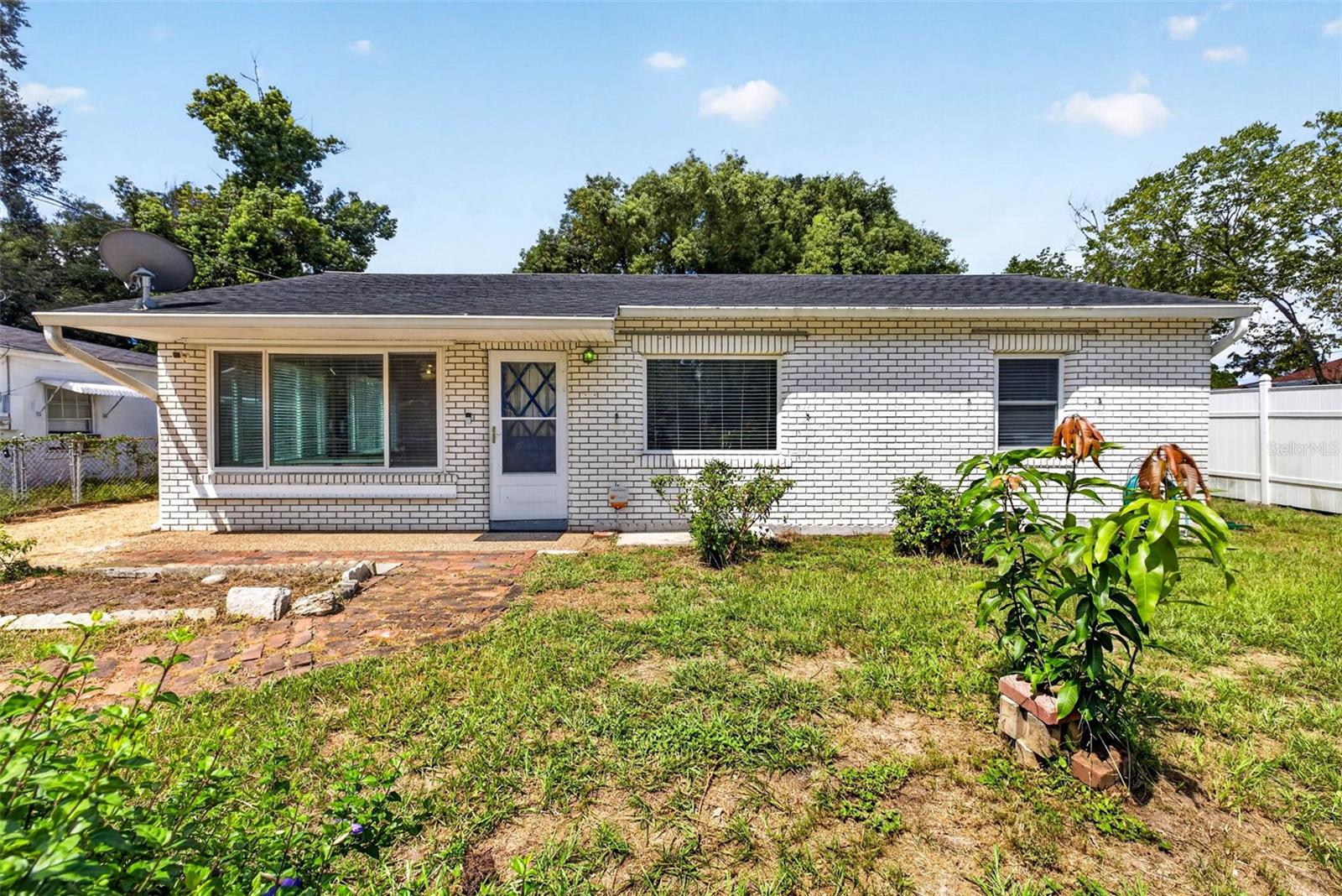 Photo of 9522 N ASHLEY STREET TAMPA FL 33612