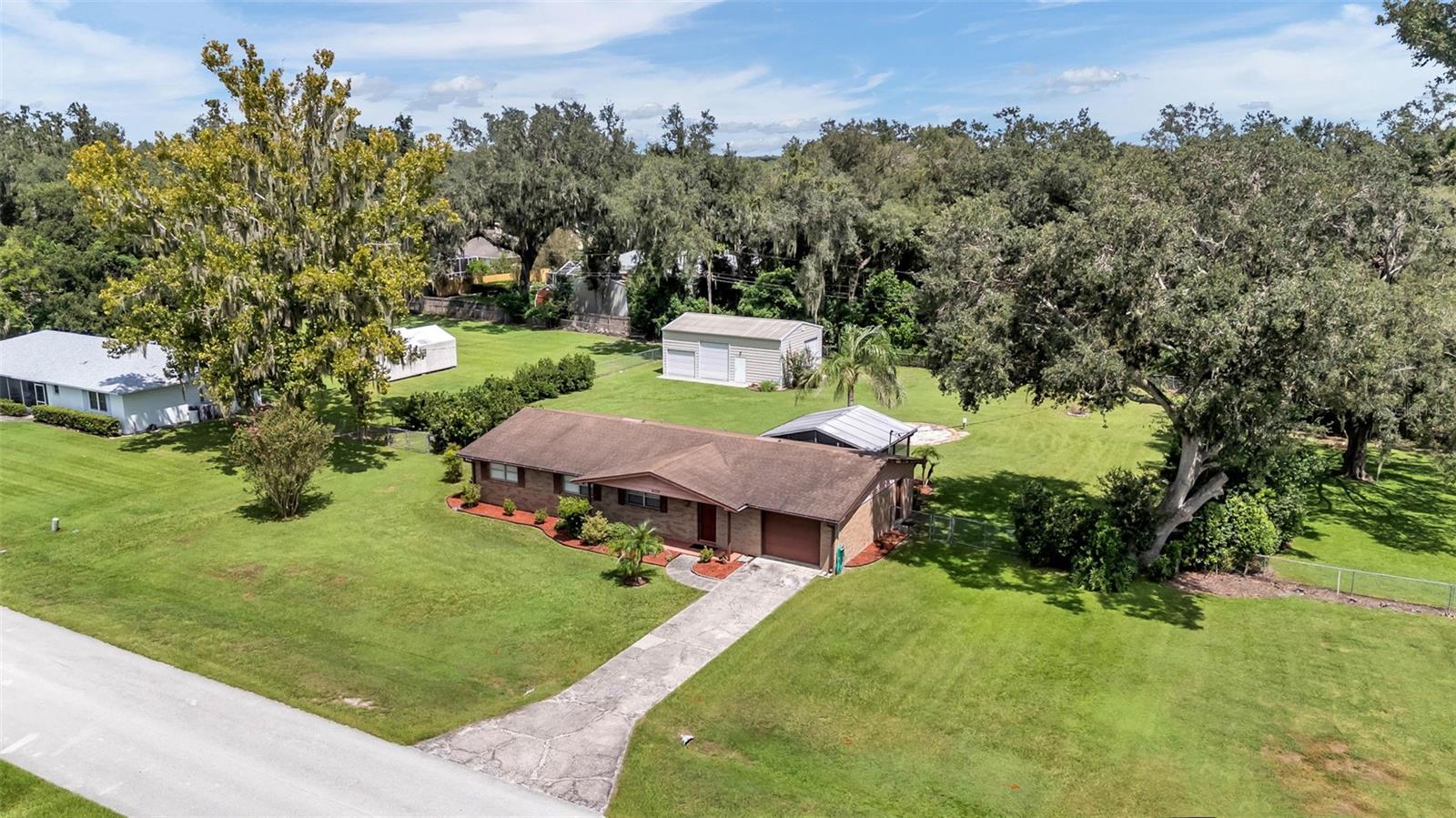 Photo of 6520 NEWMAN CIRCLE LAKELAND FL 33811