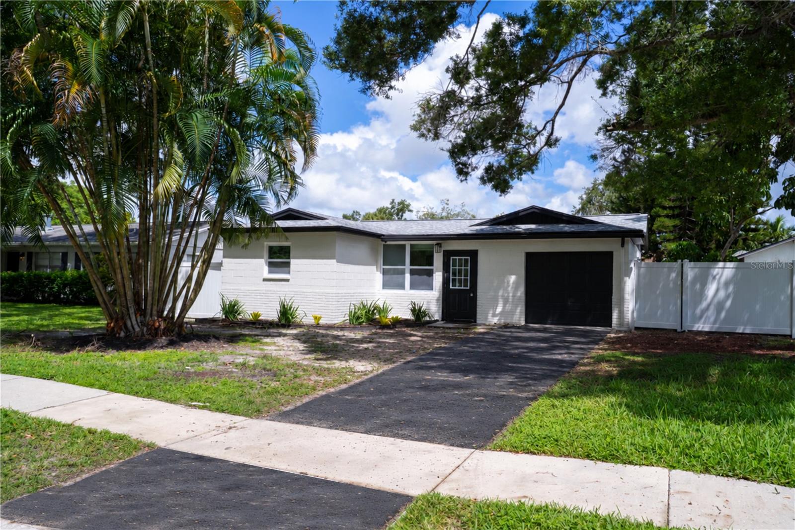 Photo of 9111 109TH AVENUE SEMINOLE FL 33777
