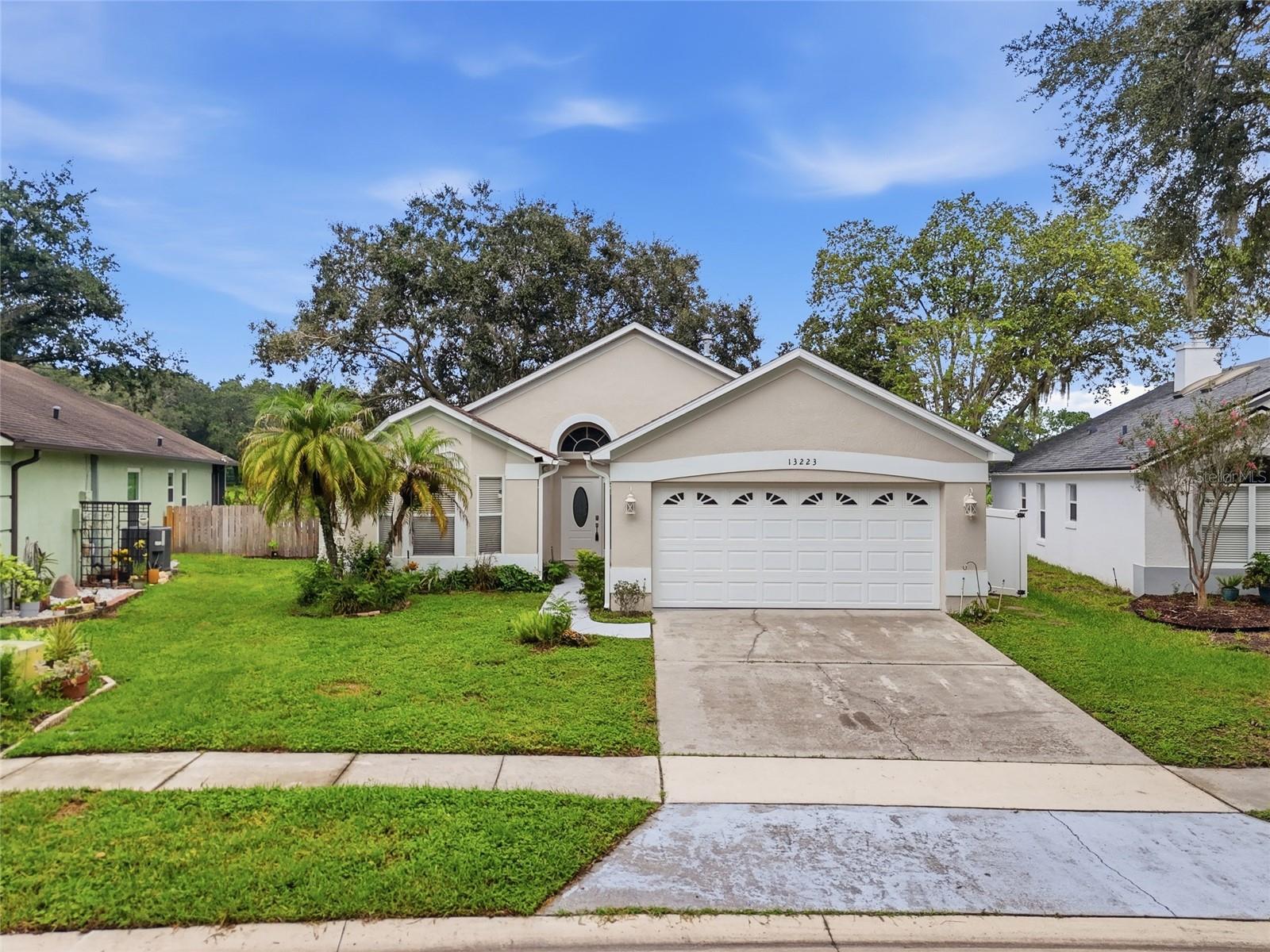 Photo of 13223 MEADOWLARK LANE ORLANDO FL 32828