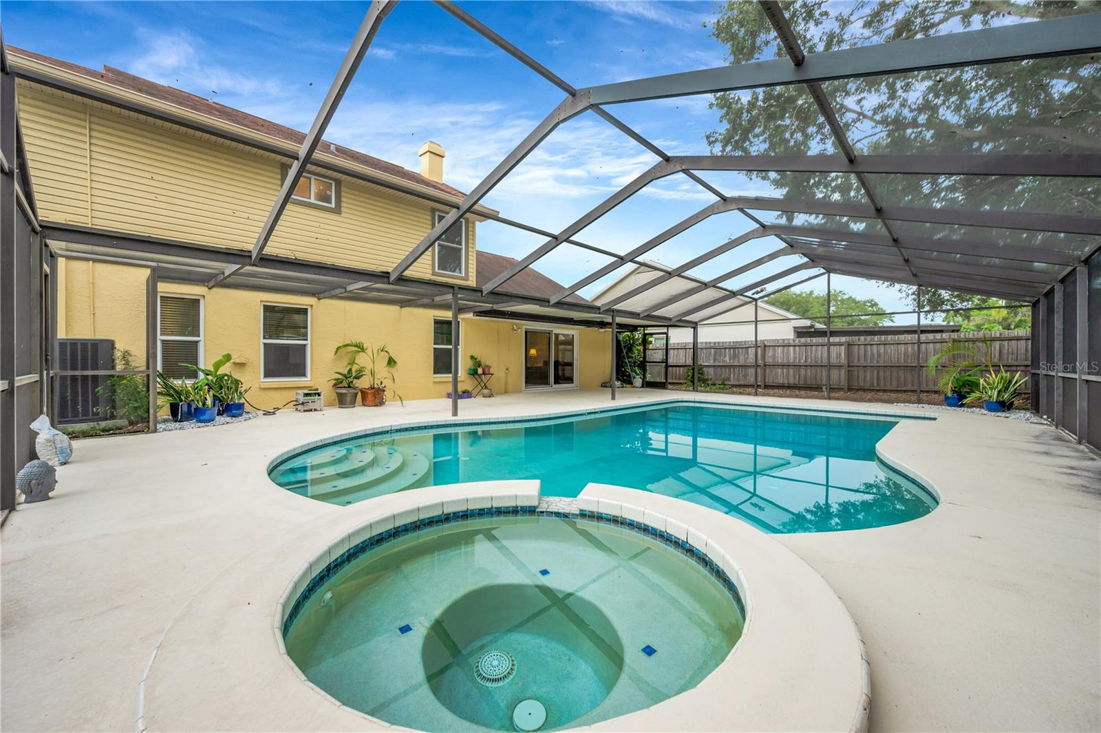Photo of 1418 SHELL FLOWER DRIVE BRANDON FL 33511