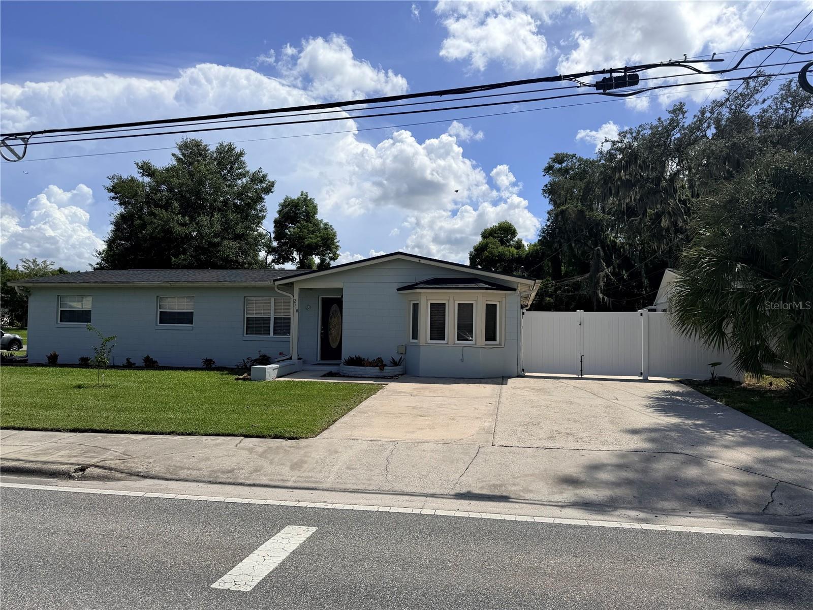 Photo of 2510 SANDALWOOD DRIVE CASSELBERRY FL 32730