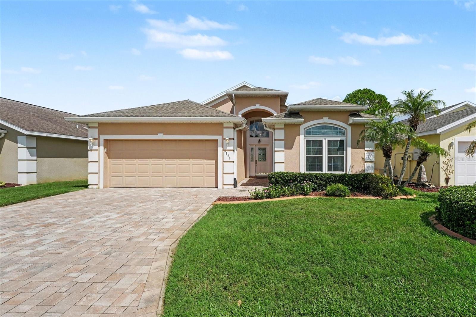 Photo of 302 HIGH VISTA DRIVE DAVENPORT FL 33837
