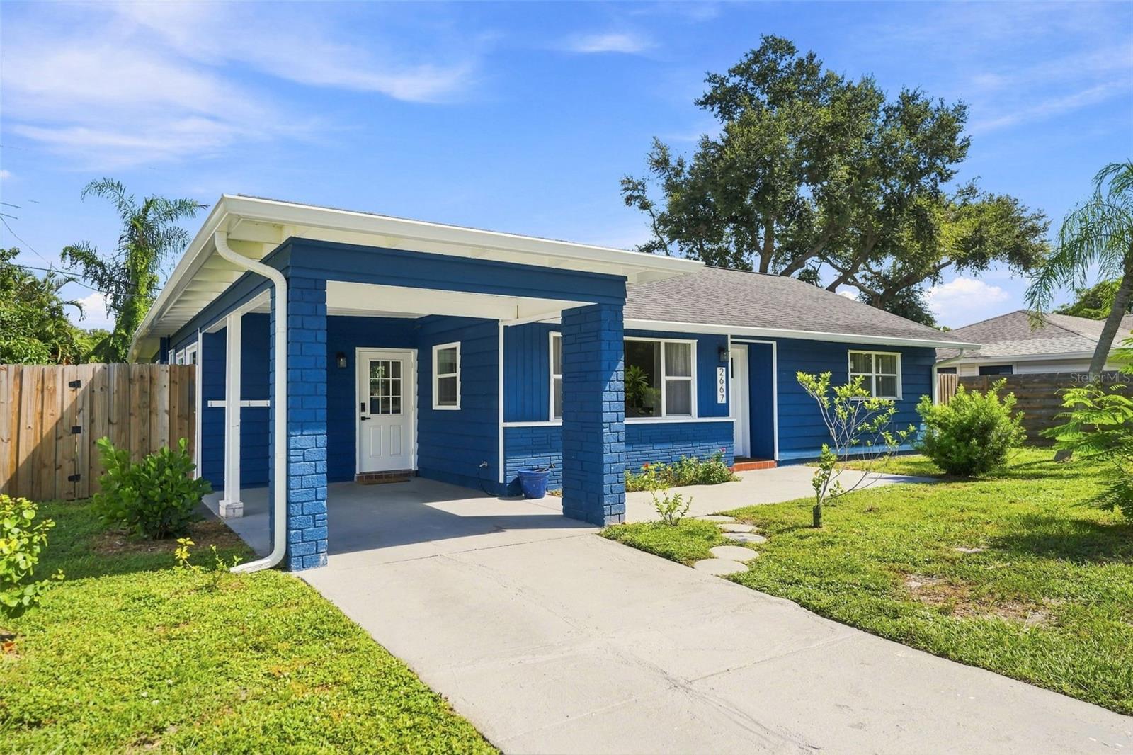 Photo of 2667 CHERYLE LANE SARASOTA FL 34237