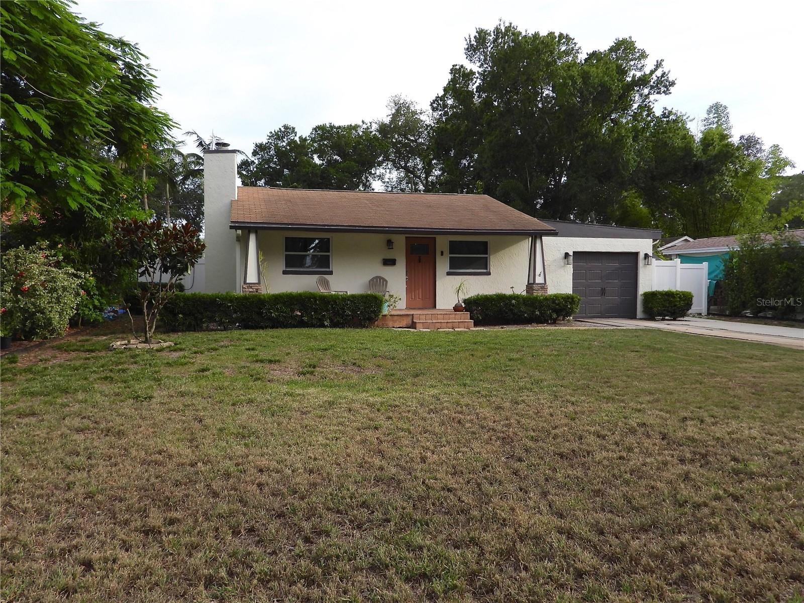 Photo of 7800 COUNTRY CLUB ROAD ST PETERSBURG FL 33710