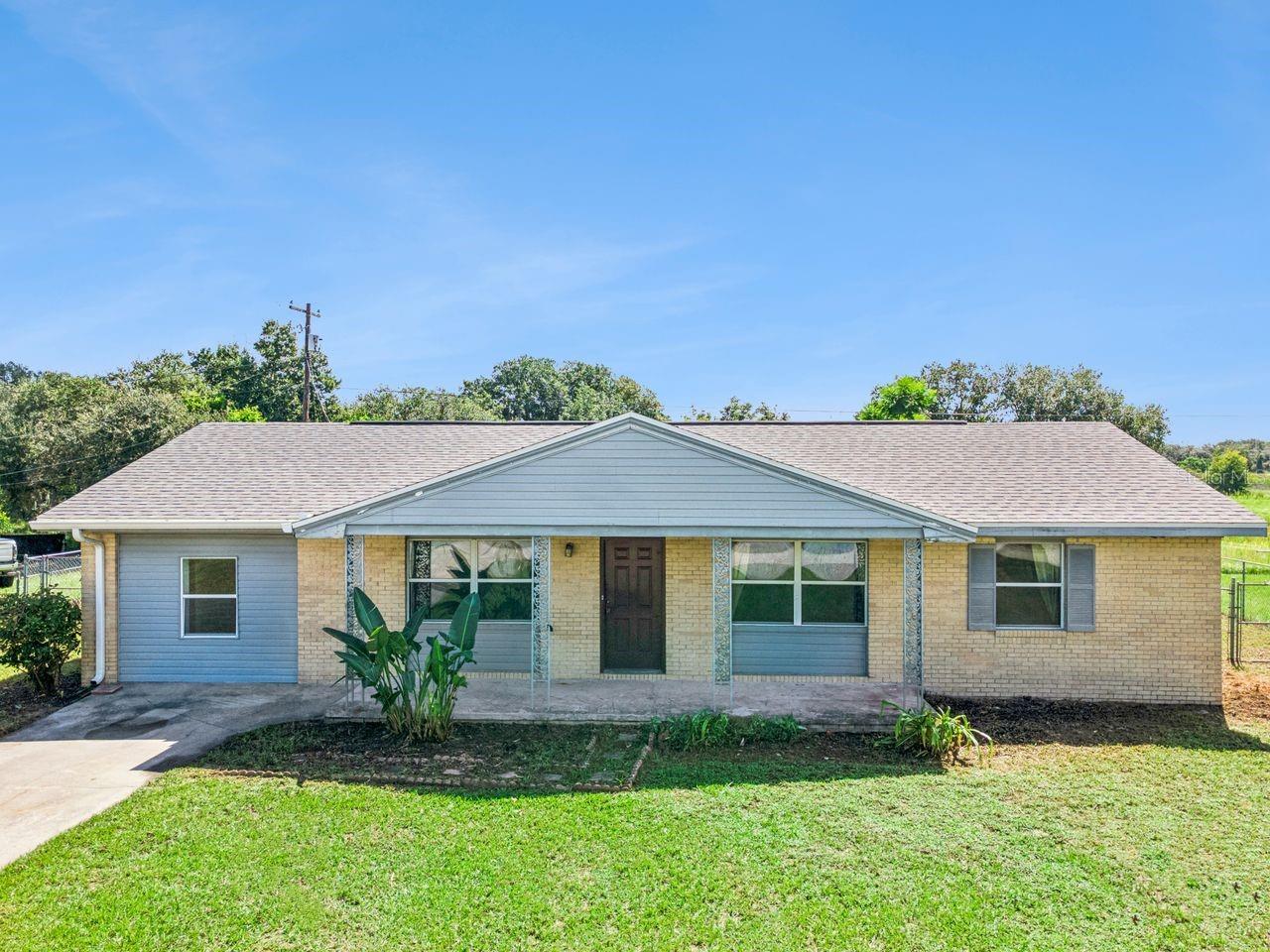 Photo of 842 BLACKWOOD DRIVE LAKE WALES FL 33898