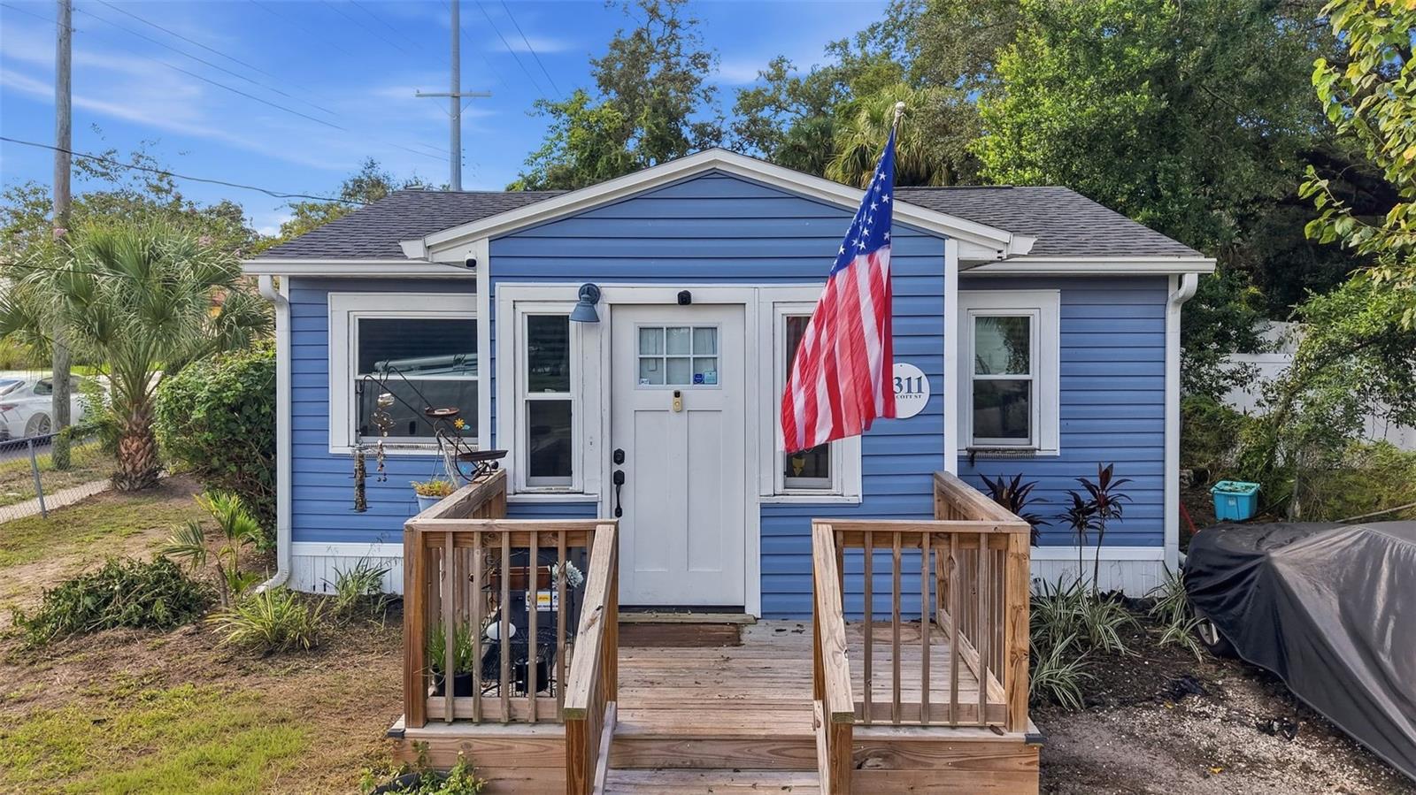 Photo of 3311 E ELLICOTT STREET TAMPA FL 33610