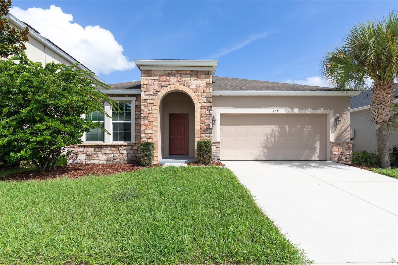 Photo of 937 HILLTOP PARK COURT APOPKA FL 32703