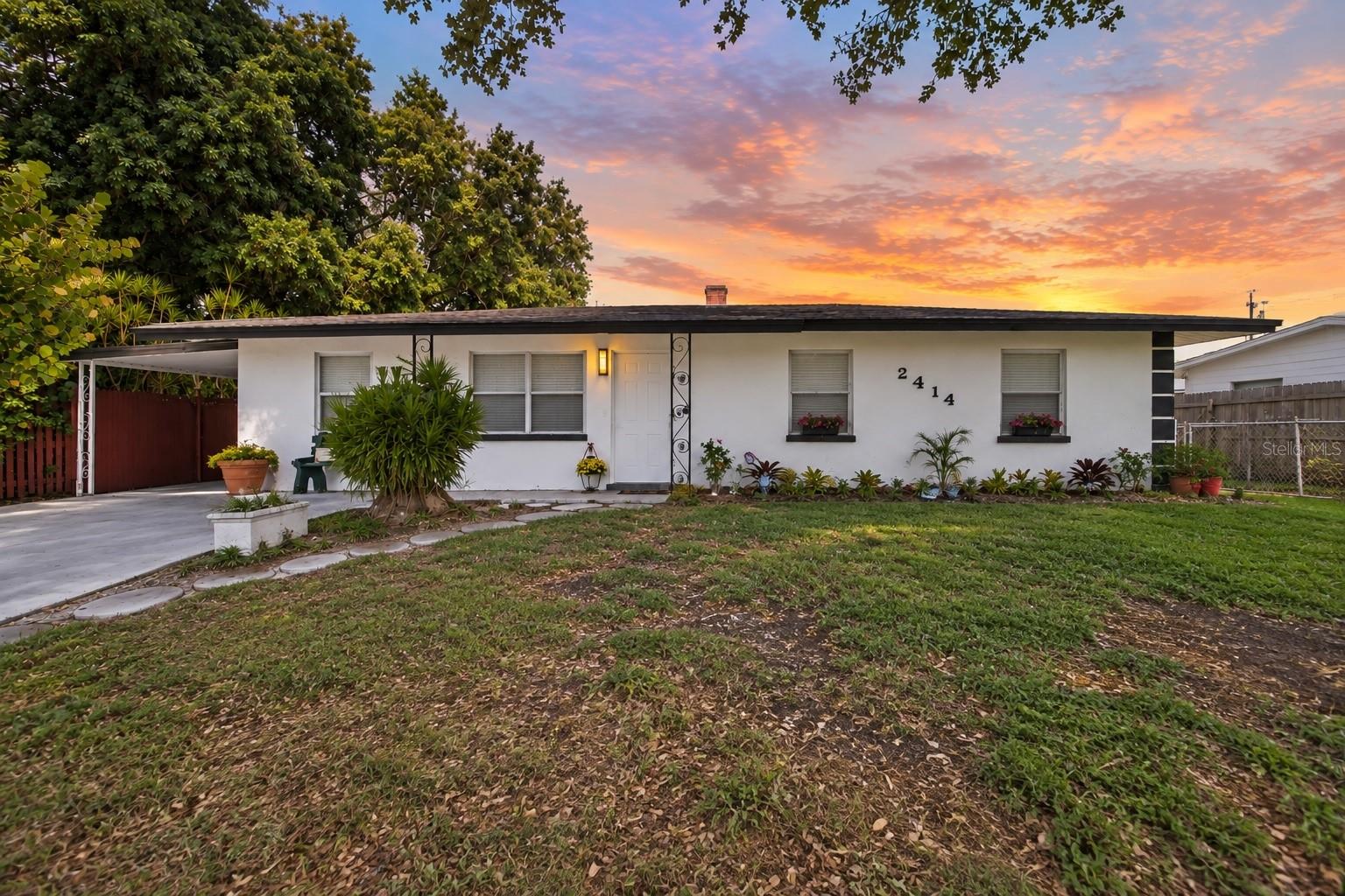 Photo of 2414 25TH AVENUE BRADENTON FL 34205