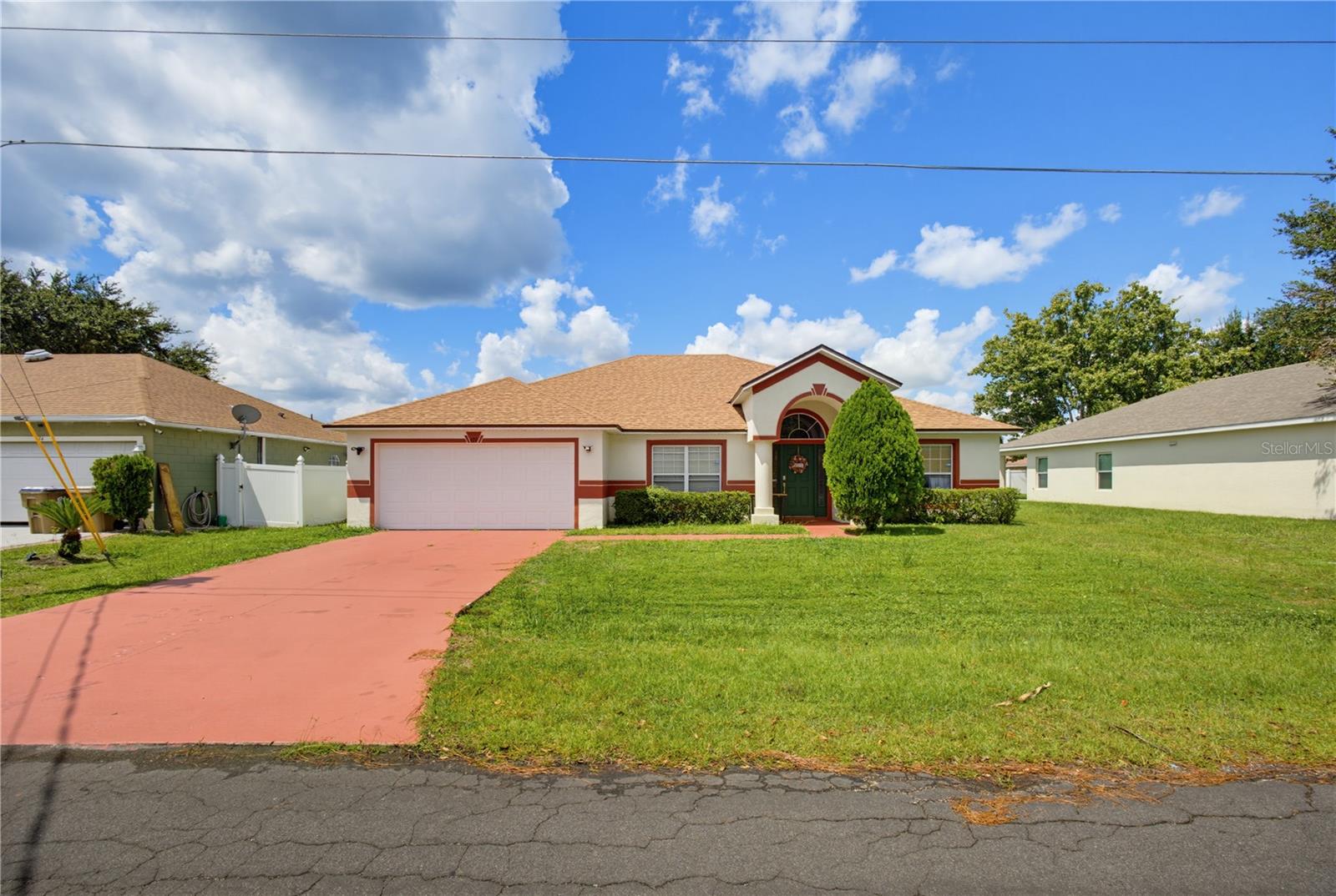 Photo of 672 BASINGSTOKE COURT KISSIMMEE FL 34758