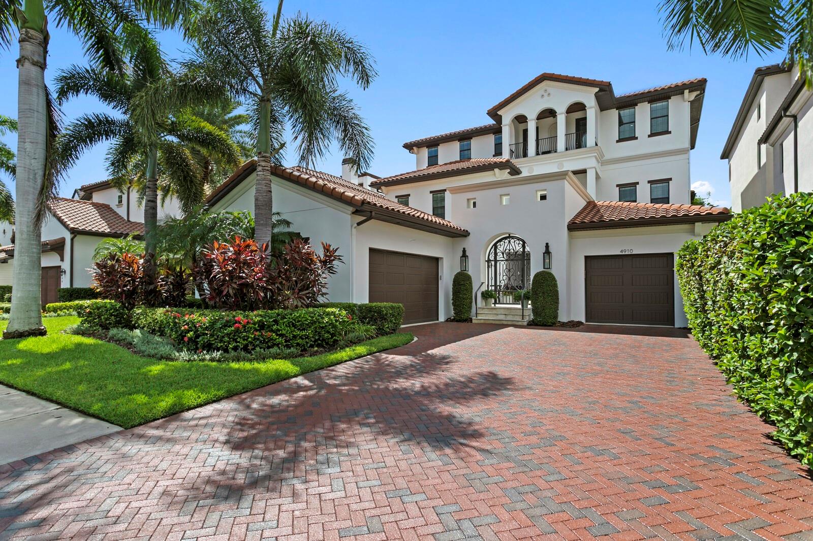 Photo of 4910 CARRANZA COURT TAMPA FL 33616
