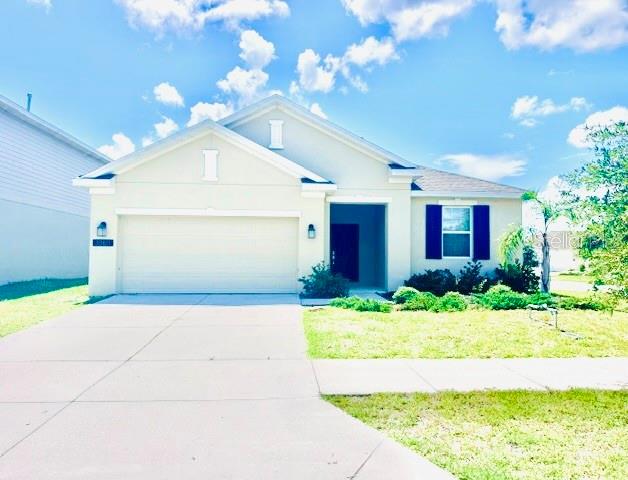 Photo of 33611 SKY BLOSSOM CIRCLE LEESBURG FL 34788