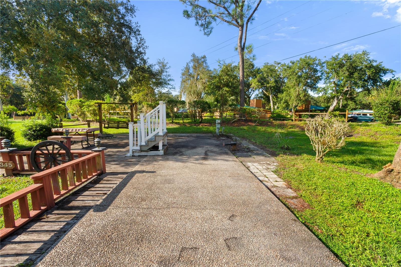 Photo of 345 DEER COURT LAKE WALES FL 33898