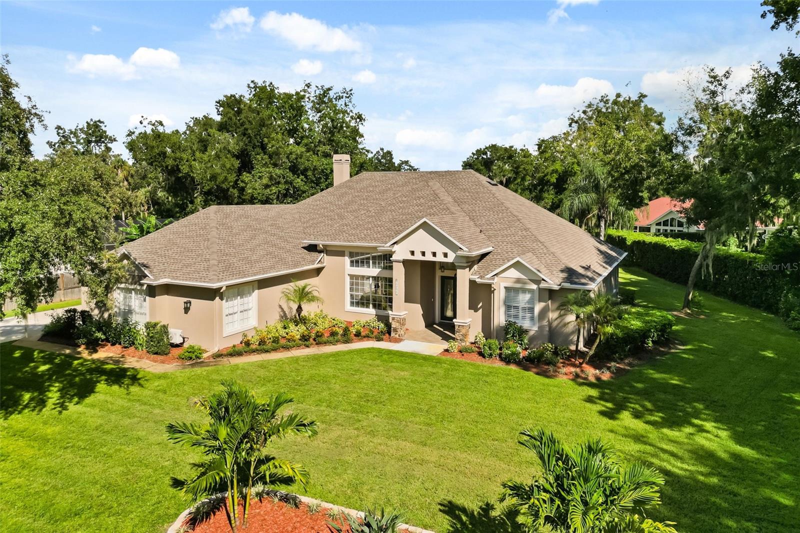 Photo of 15828 CHESTNUT LN TAVARES FL 32778