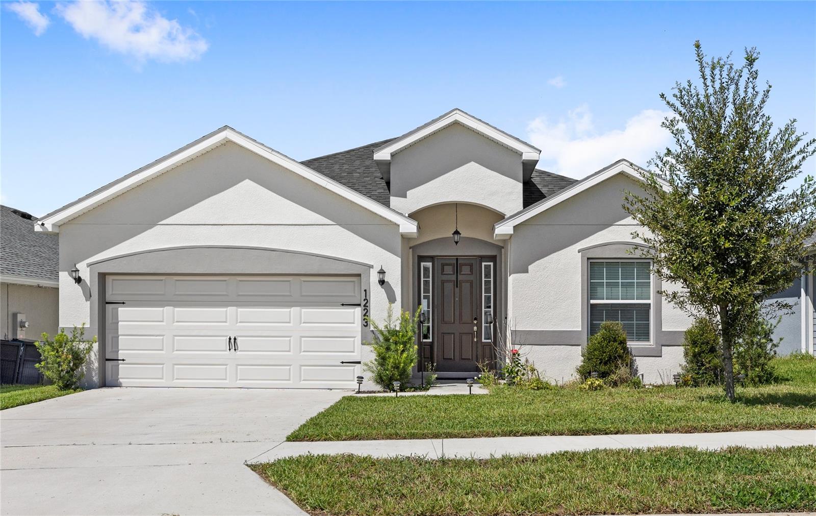 Photo of 1223 MOUNTAIN FLOWER LANE DAVENPORT FL 33837