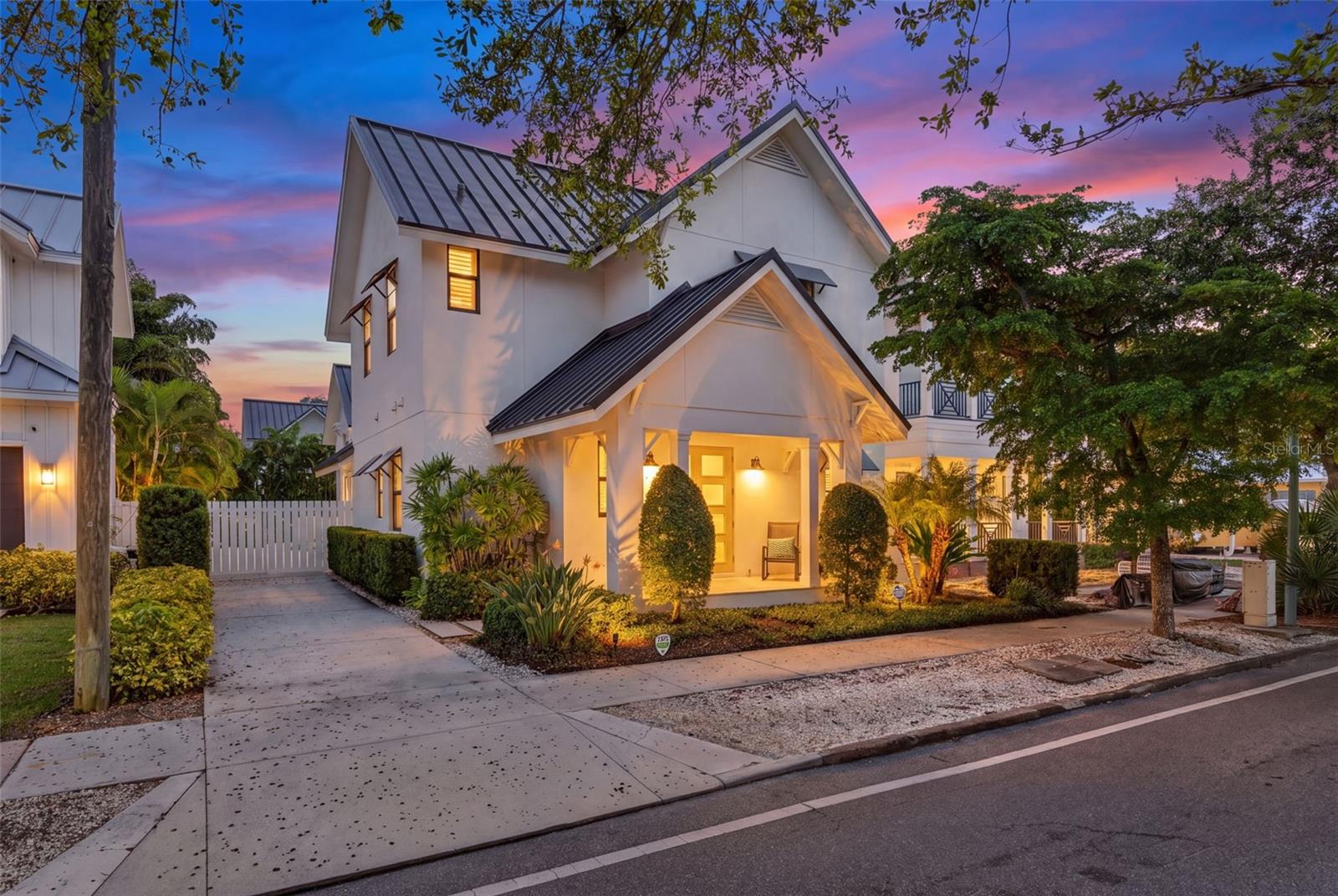 Photo of 515 S OSPREY AVENUE SARASOTA FL 34236