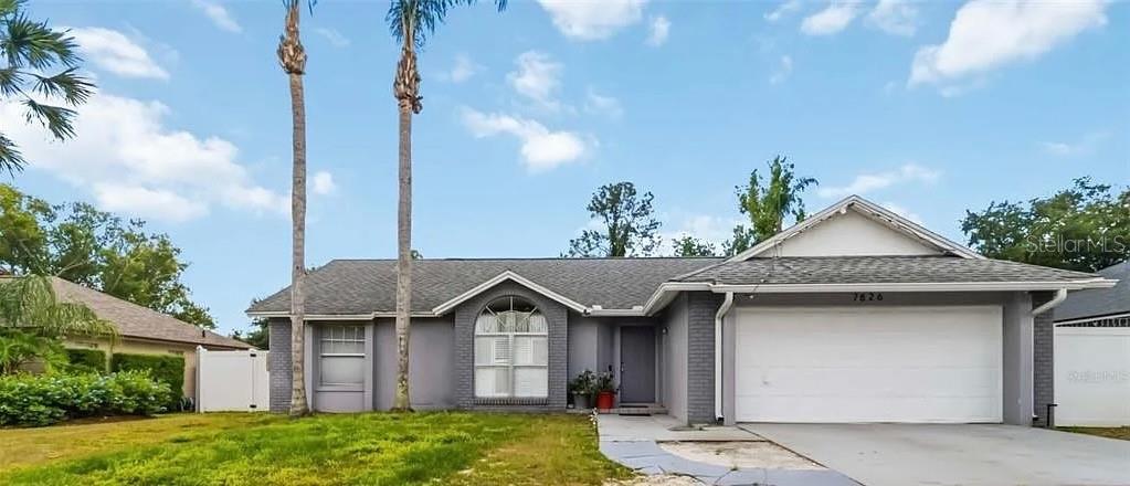 Photo of 7826 BARBERRY DRIVE ORLANDO FL 32835