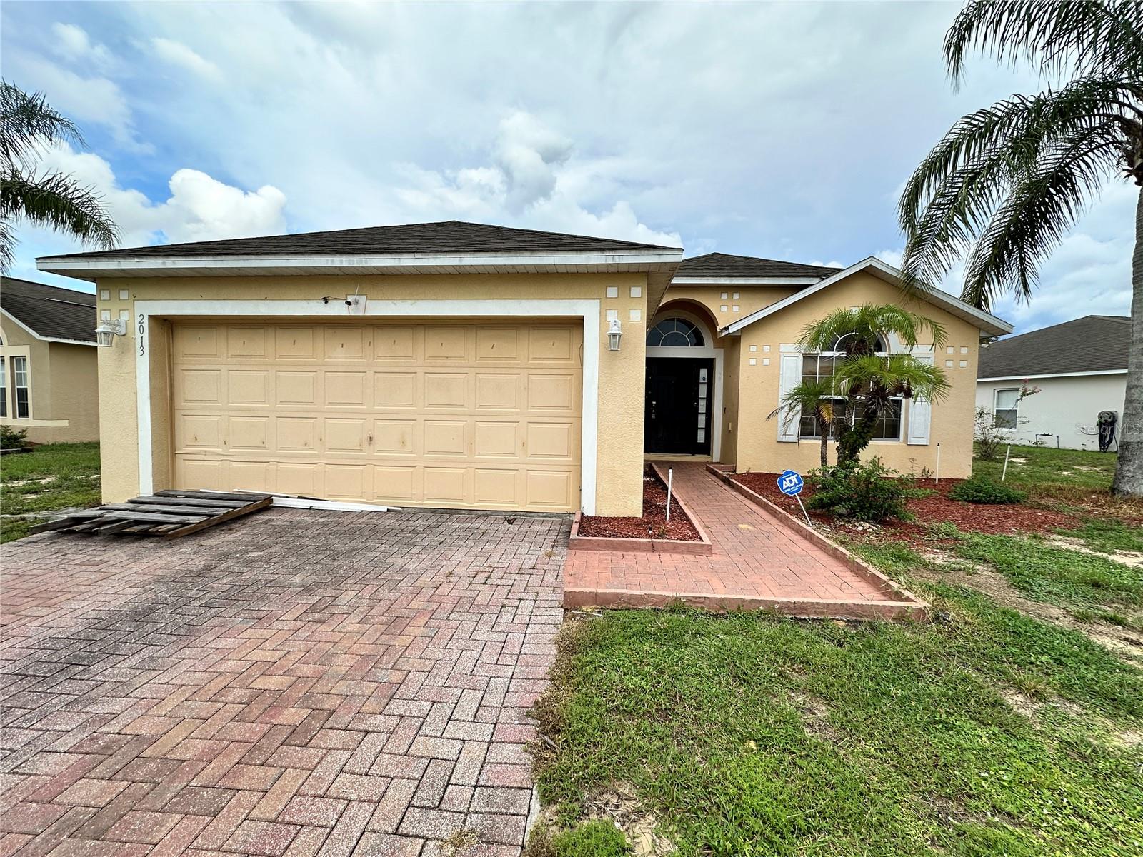 Photo of 2013 HONEYBELL AVENUE HAINES CITY FL 33844