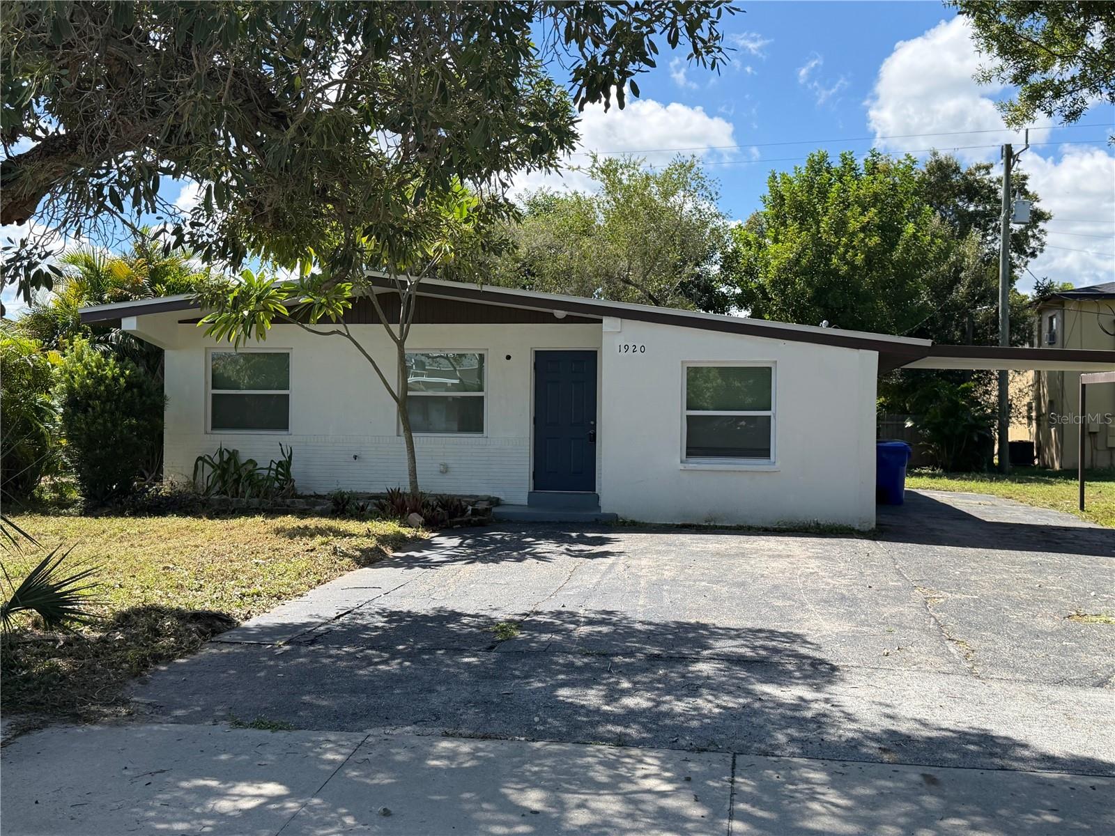 Photo of 1920 OAKLEY AVENUE FORT MYERS FL 33901