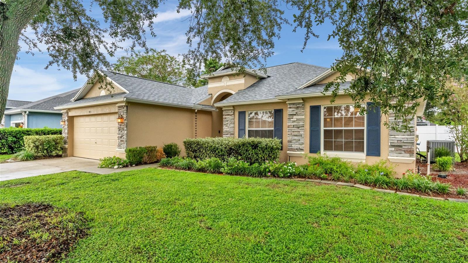 Photo of 3425 STONEWAY DRIVE LAKELAND FL 33812
