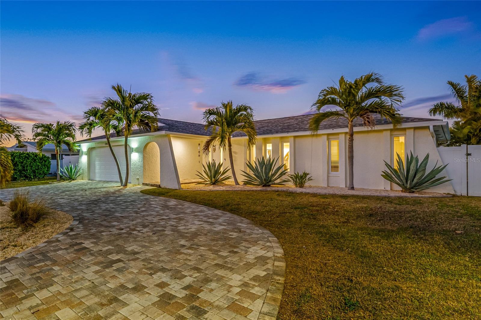 Photo of 17161 2ND STREET NORTH REDINGTON BEACH FL 33708