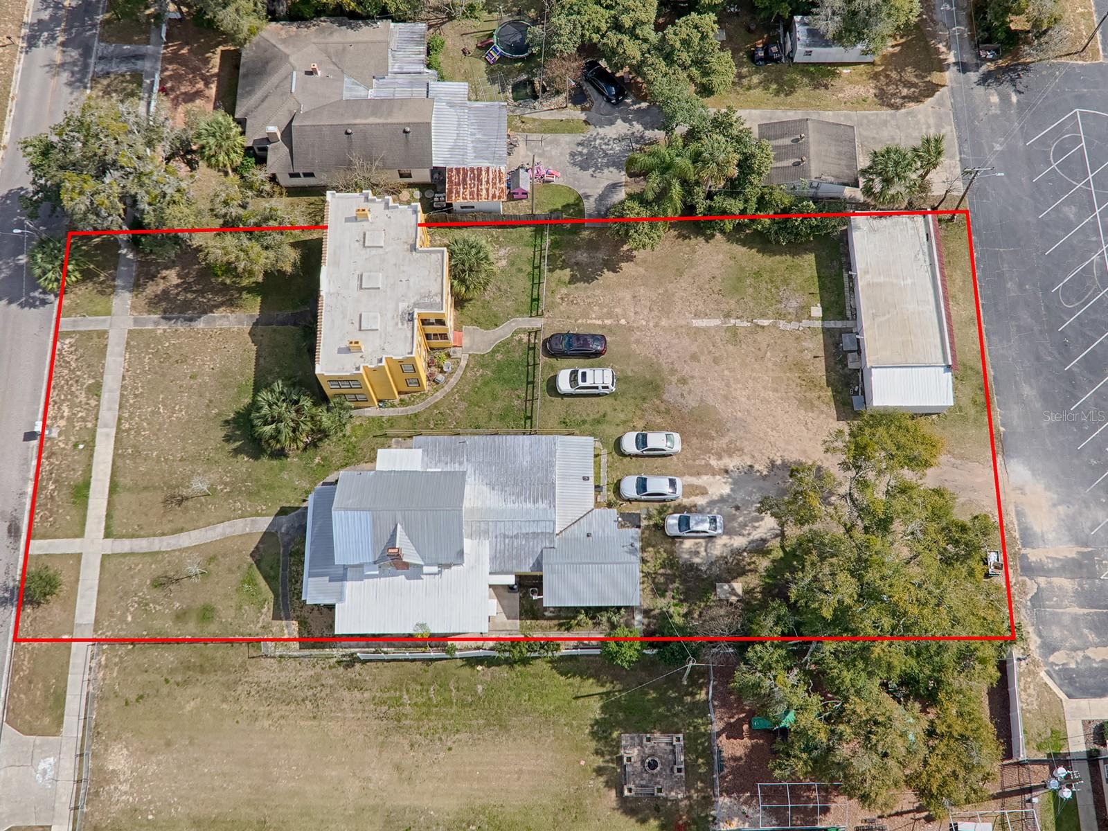 Photo of 422 & 426 E CITRUS AVENUE EUSTIS FL 32726