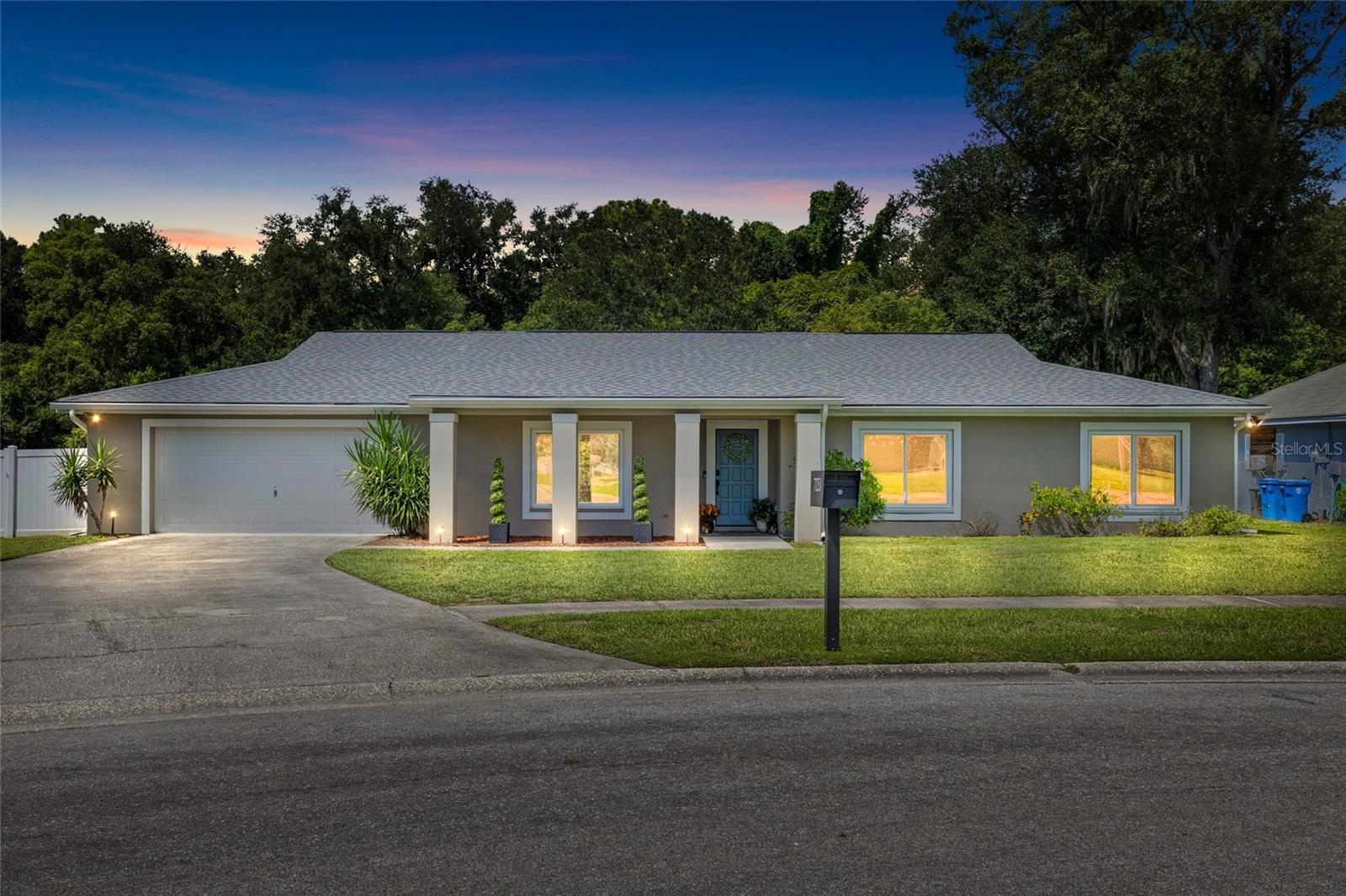 Photo of 7231 WOODBROOK DRIVE TAMPA FL 33625