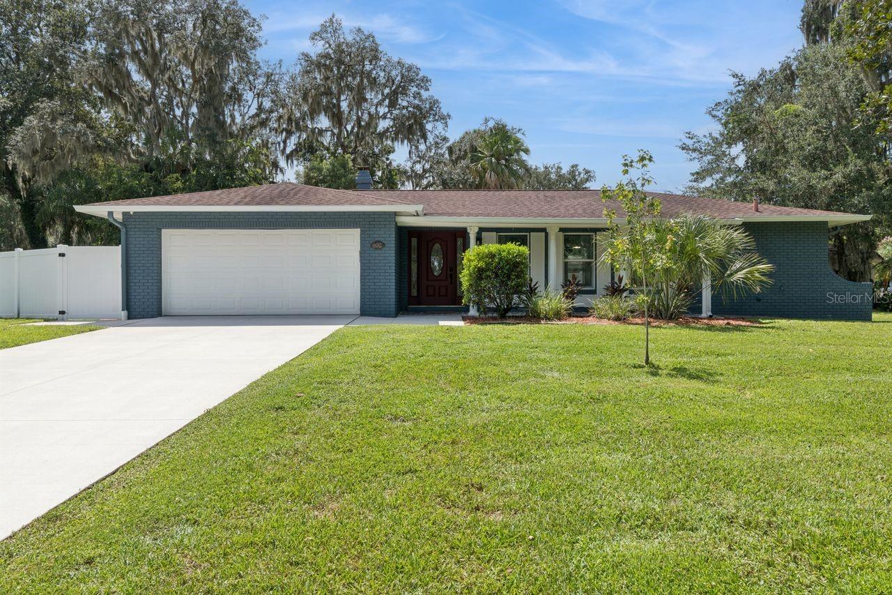 Photo of 402 VALENCIA CIRCLE OVIEDO FL 32765