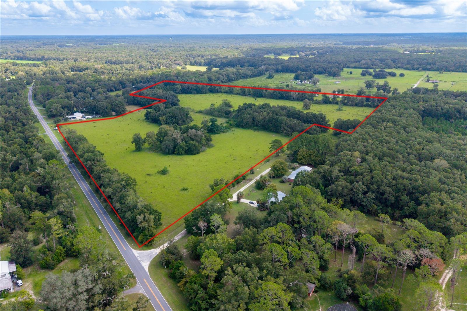 Photo of 23137 NW COUNTY ROAD 236 HIGH SPRINGS FL 32643