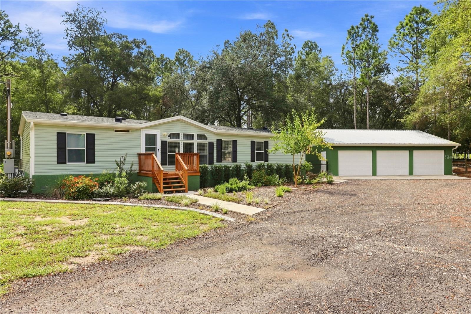 Photo of 6791 N VELVETEEN POINT DUNNELLON FL 34433