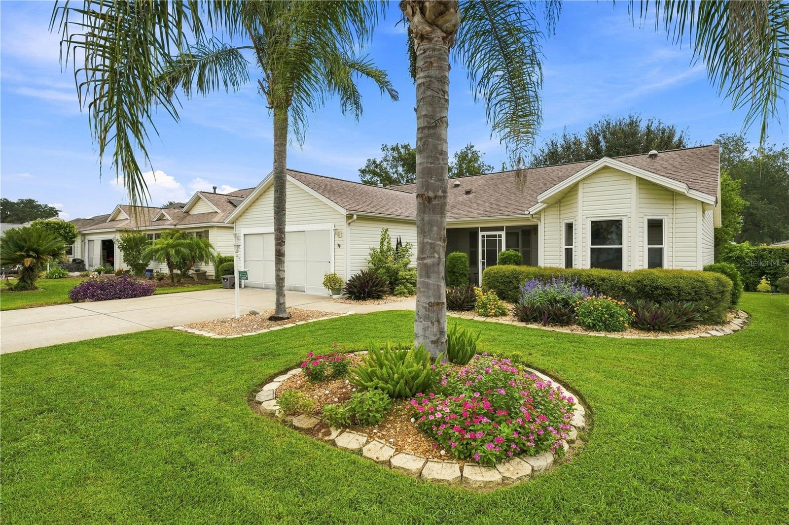 Photo of 16838 SE 93RD CUTHBERT CIRCLE THE VILLAGES FL 32162